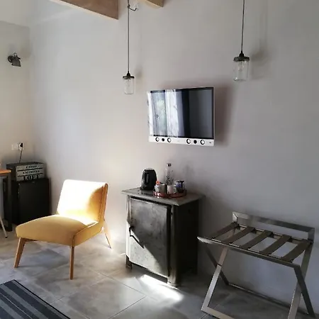 Les Perluetes Casa de hóspedes 3*