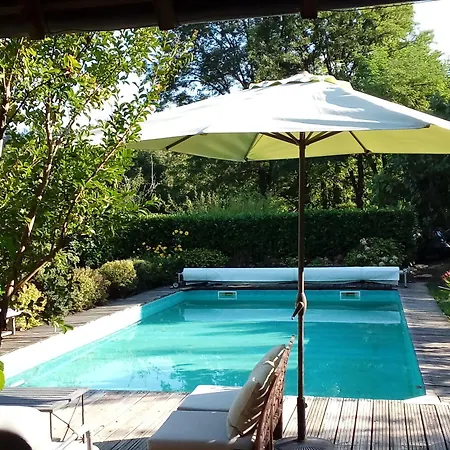 Casa de hóspedes Les Perluetes