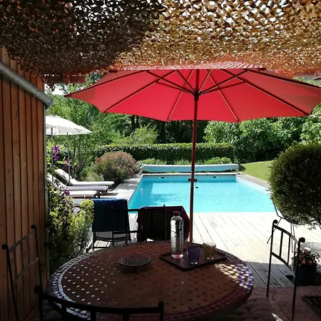 Les Perluetes - D'hotes 3*