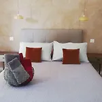 Les Perluetes - D'hotes Guest house Carennac