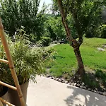 Guest house Les Perluetes - D'hotes