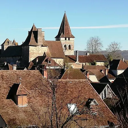 Konukevi Les Perluetes